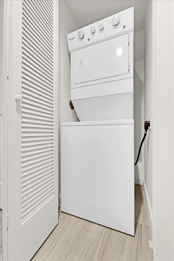 Devereaux Miami Luxury One-Bedroom And Studios Εξωτερικό φωτογραφία