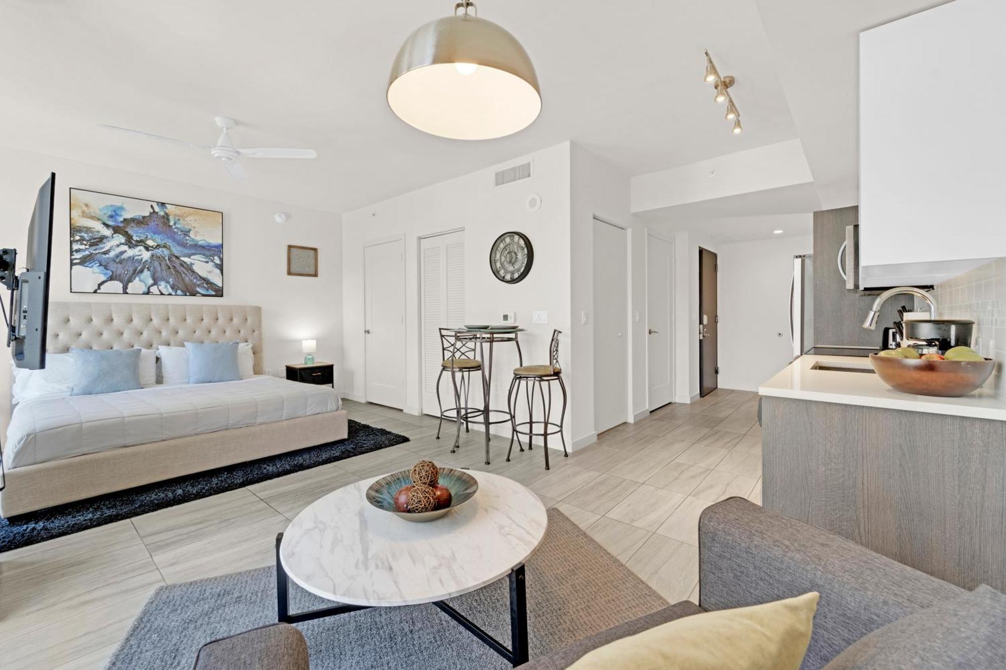 Devereaux Miami Luxury One-Bedroom And Studios Εξωτερικό φωτογραφία