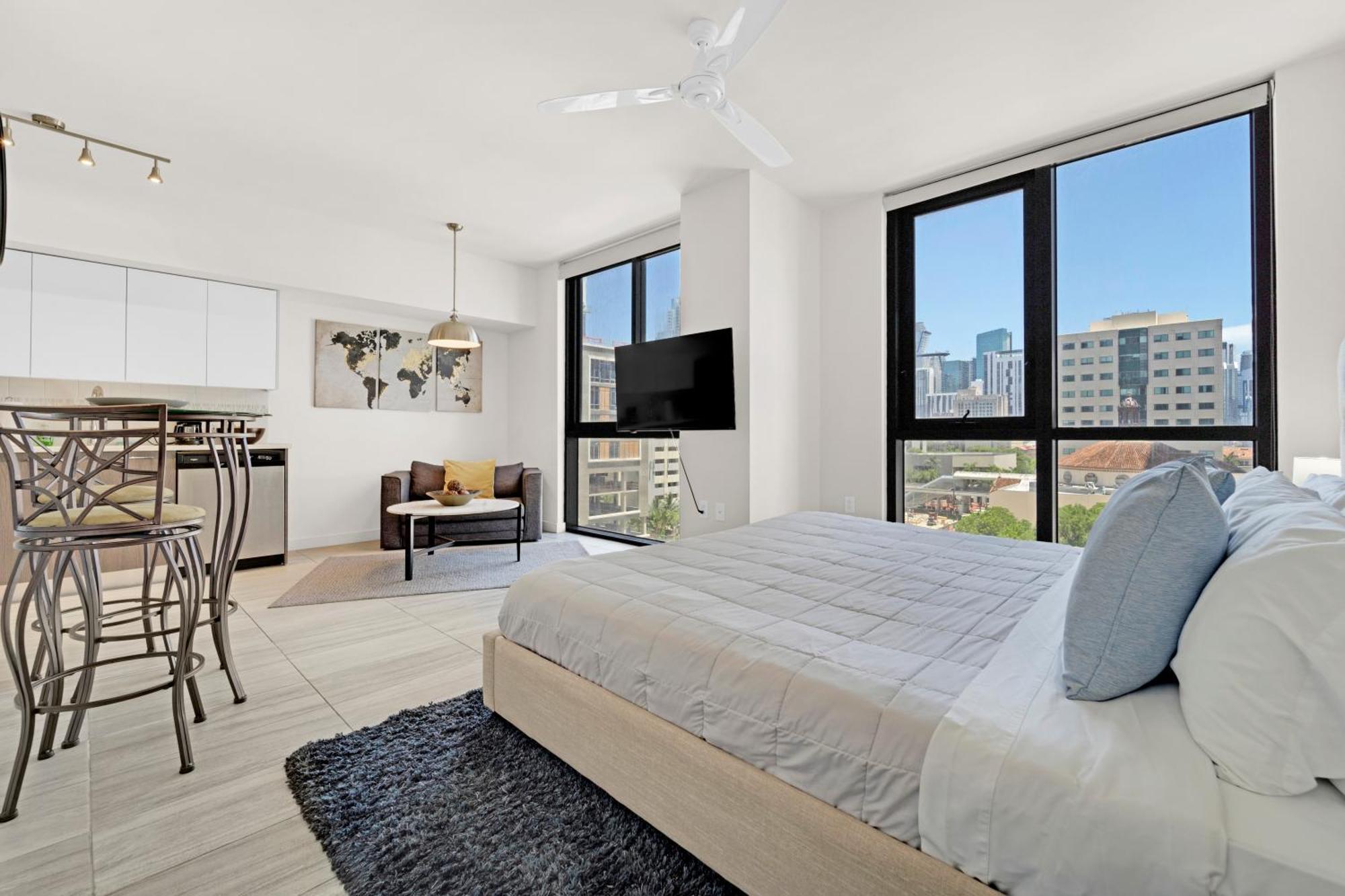 Devereaux Miami Luxury One-Bedroom And Studios Εξωτερικό φωτογραφία